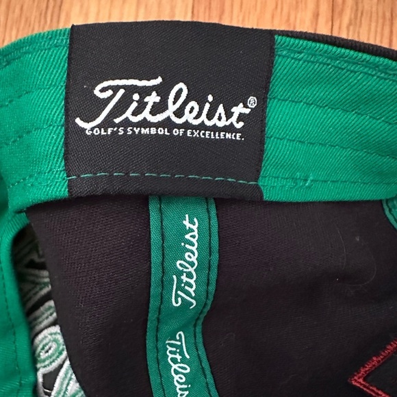 Titleist Footjoy Golf Youth Canvas Strapback Hat - Black / Green - Sz. Adj. - Picture 9 of 9